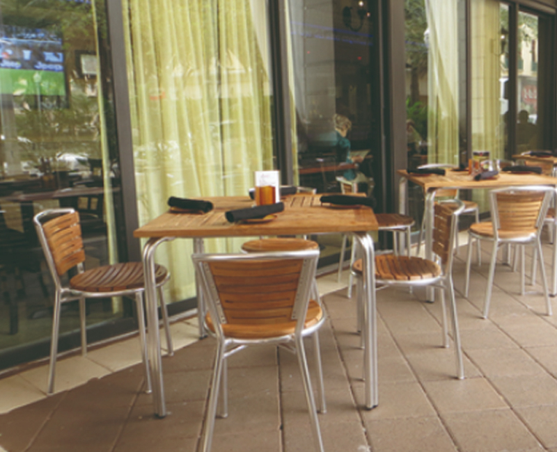 emuamericas Zeus Collection patio installation